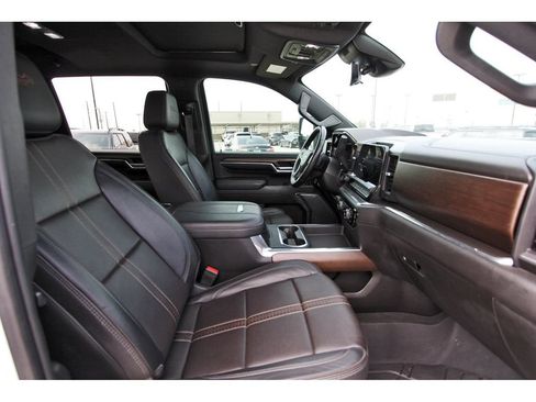 Used 2024 Chevrolet Silverado 3500 High Country w/ High Country Premium Package AWD/4WD image 25