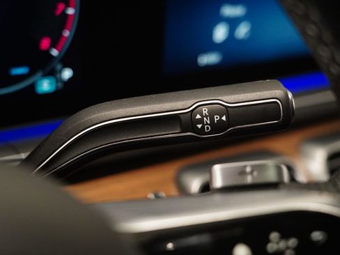 Certified 2024 Mercedes-Benz GLS 580 4MATIC image 22