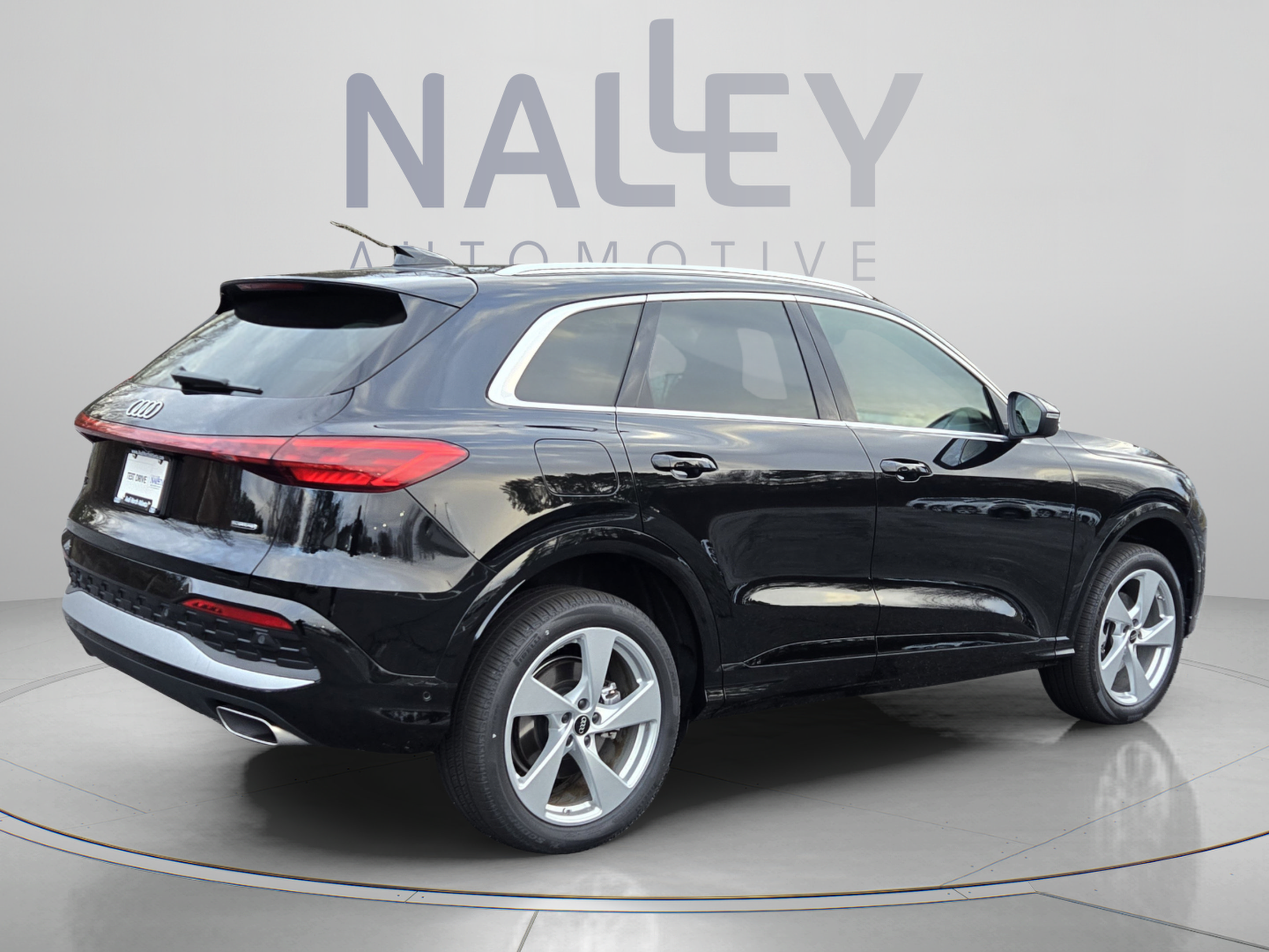 New 2025 Audi Q5 Prestige AWD/4WD image 4