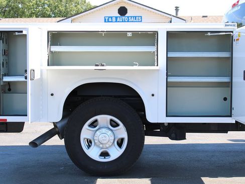 Used 2024 RAM 2500 Tradesman w/ Convenience Group RWD image 14