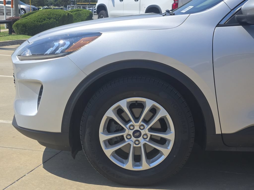 Used 2020 Ford Escape SE FWD image 8