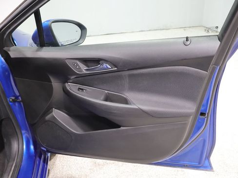 Used 2019 Chevrolet Cruze LT w/ Convenience Package FWD image 23