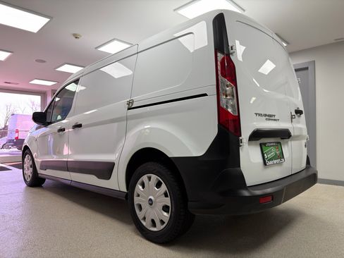 Used 2022 Ford Transit Connect XL image 5