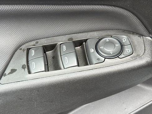 Used 2023 Chevrolet Equinox RS w/ RS Leather Package AWD/4WD image 13