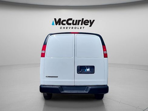Used 2025 Chevrolet Express 2500 Extended w/ Driver Convenience Package RWD image 6