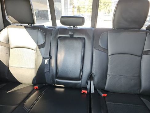 Used 2024 RAM 2500 Laramie image 16