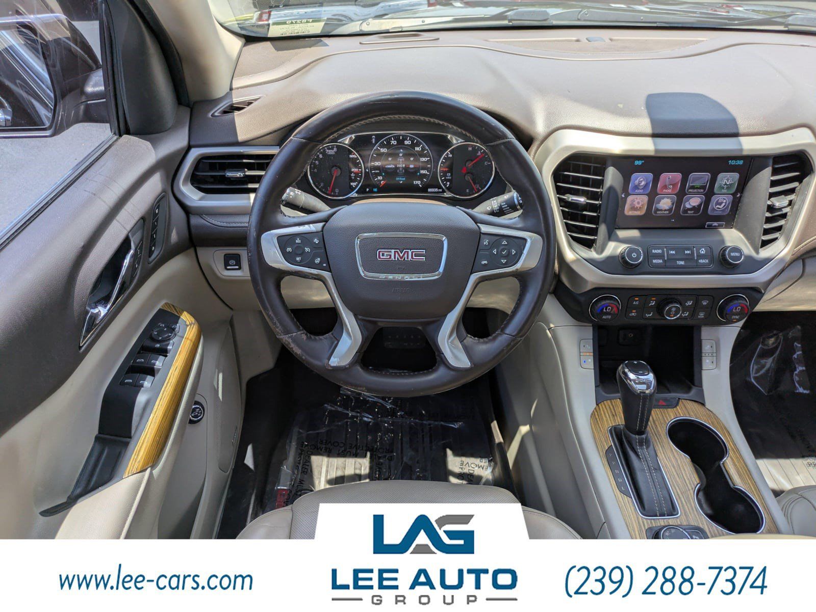 Used 2017 GMC Acadia Denali w/ Technology Package FWD image 14