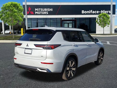 New 2026 Mitsubishi Outlander SEL FWD image 4