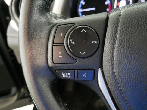 Used 2018 Toyota RAV4 Adventure image 27