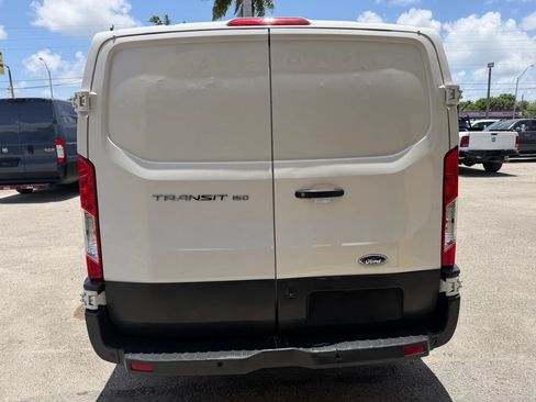 Used 2018 Ford Transit 150 130 Low Roof RWD image 5