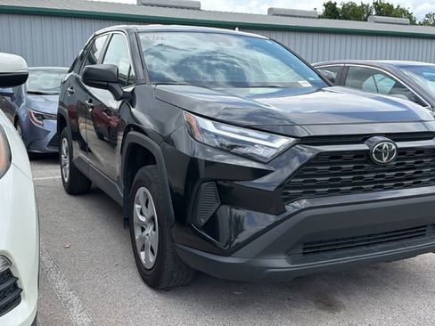 Used 2023 Toyota RAV4 LE FWD image 3
