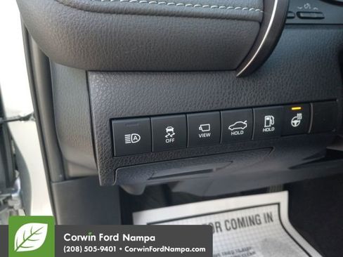 Used 2023 Toyota Camry XSE image 13