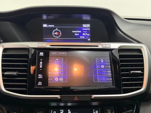 Used 2017 Honda Accord EX-L image 27