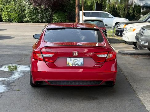 Used 2019 Honda Accord Sport image 5