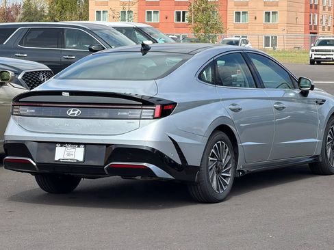 New 2026 Hyundai Sonata Limited image 5