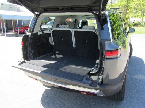 Used 2023 Rivian R1S Adventure image 21