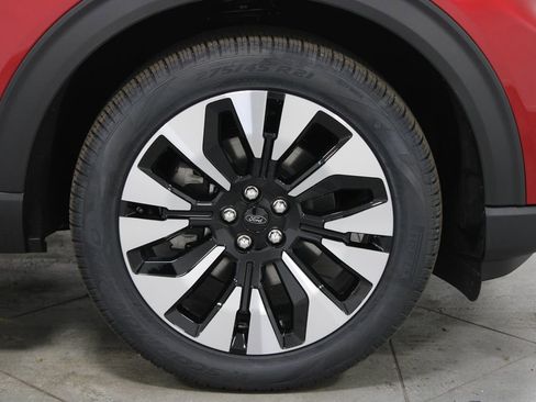 New 2026 Ford Explorer Platinum w/ LUX Leather Package image 11