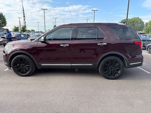 Used 2018 Ford Explorer Platinum AWD/4WD image 11