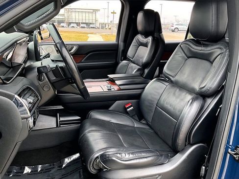Used 2020 Lincoln Navigator L Reserve w/ Luxury Package image 15