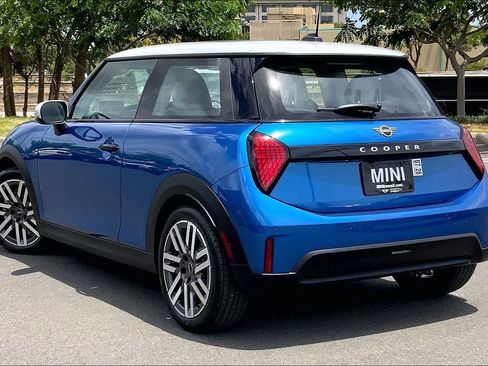New 2026 MINI Cooper 2-Door Hardtop FWD image 3