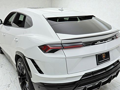 Used 2024 Lamborghini Urus S image 16