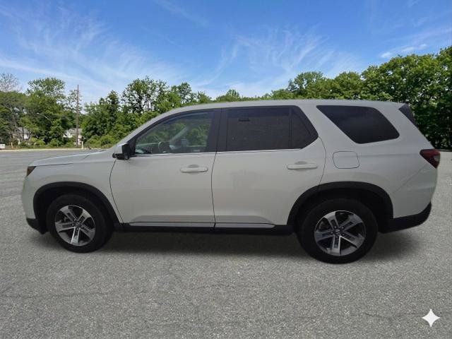 Used 2023 Honda Pilot EX-L image 11