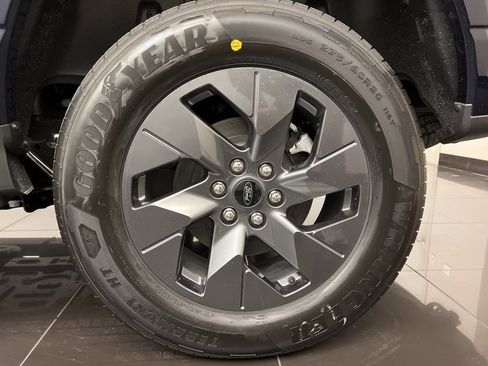 New 2025 Ford F150 Lightning Lariat image 7