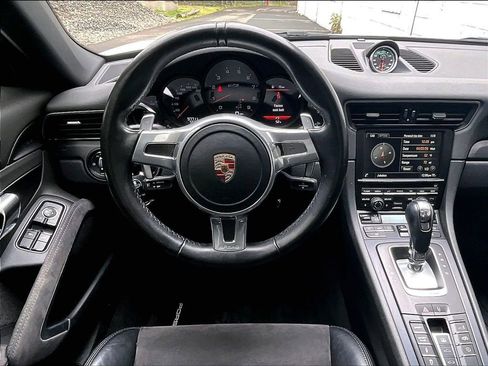 Used 2015 Porsche 911 Carrera GTS RWD image 11