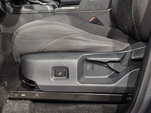 Used 2024 Toyota Tacoma SR5 image 23