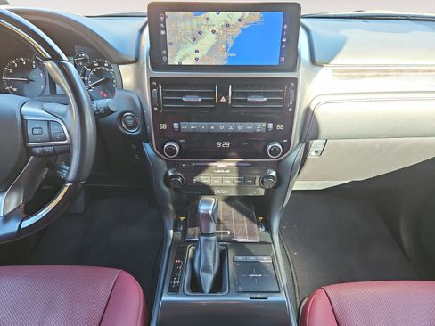 Used 2023 Lexus GX 460 Premium image 11