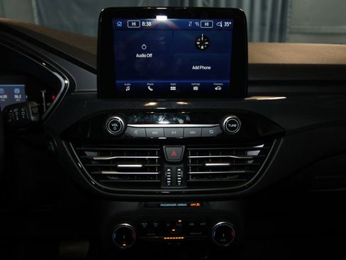 Used 2025 Ford Escape ST-Line w/ Equipment Group 301A FWD image 17