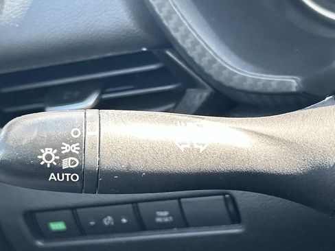 Certified 2024 Nissan Sentra SV FWD image 29