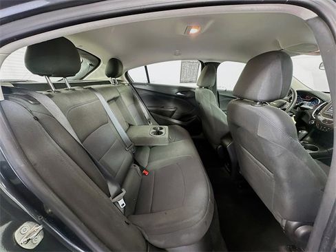 Used 2018 Chevrolet Cruze LT image 24
