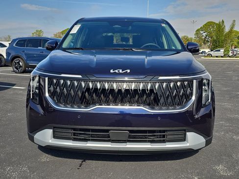 New 2026 Kia Carnival image 3