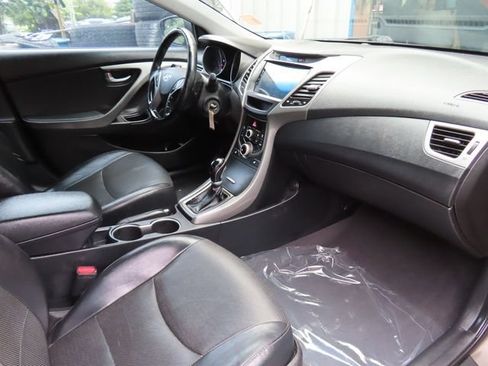 Used 2015 Hyundai Elantra Limited FWD image 28