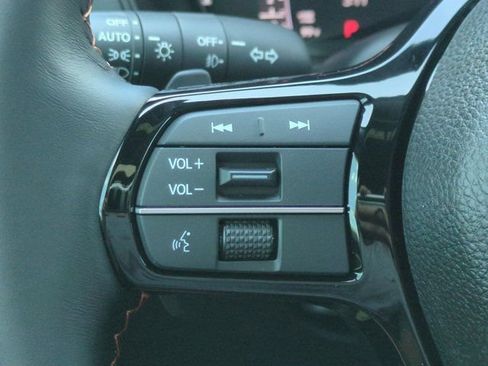 New 2026 Honda Pilot Sport image 23