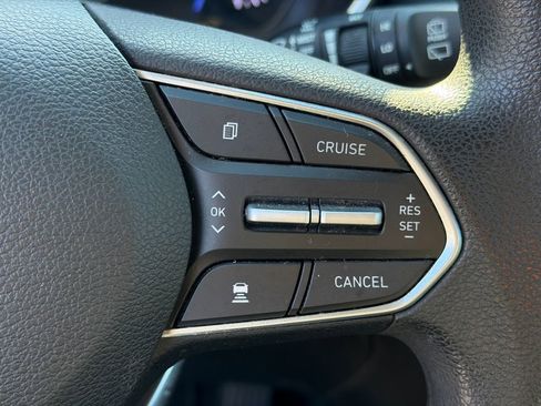 Used 2020 Hyundai Santa Fe SEL image 25