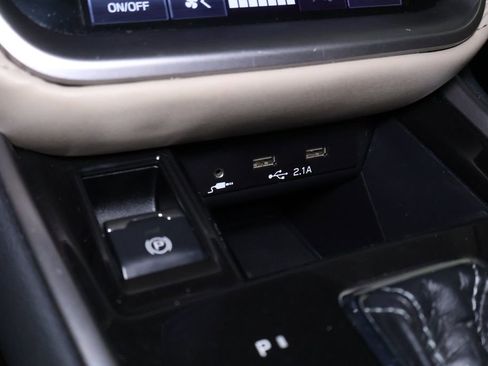 Used 2020 Subaru Legacy Limited XT image 33