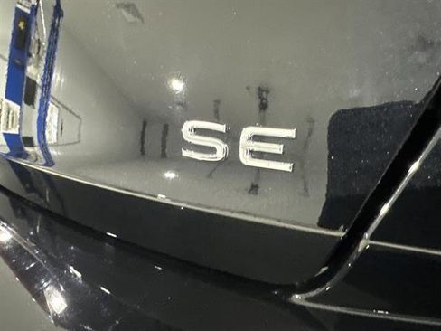 Certified 2025 Volkswagen Jetta SE image 10