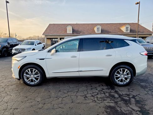 Used 2022 Buick Enclave Essence w/ Experience Buick Package image 13
