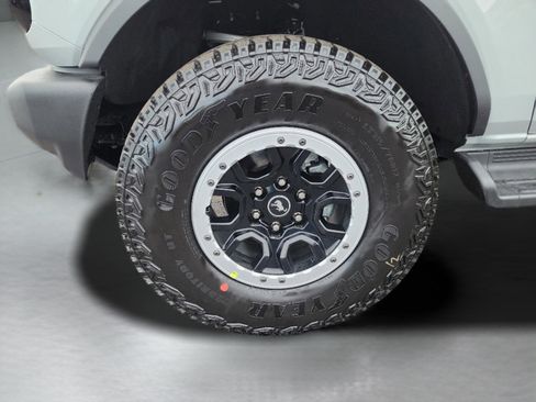New 2026 Ford Bronco Outer Banks AWD/4WD image 29