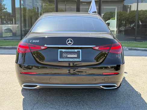 Used 2025 Mercedes-Benz C 300 Sedan image 11