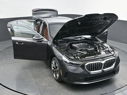 New 2026 BMW 530i w/ Premium Package image 52