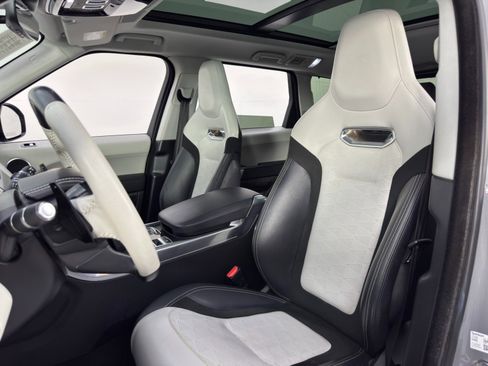 Used 2022 Land Rover Range Rover Sport SVR Carbon Edition image 44