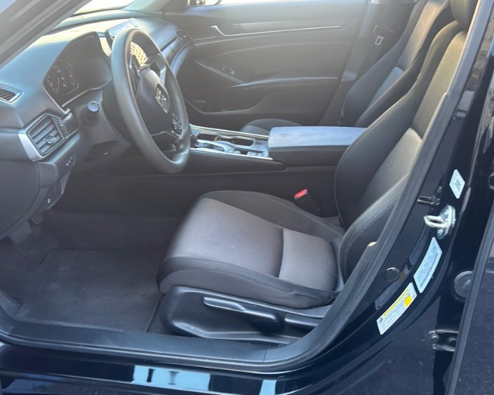 Used 2021 Honda Accord LX image 7