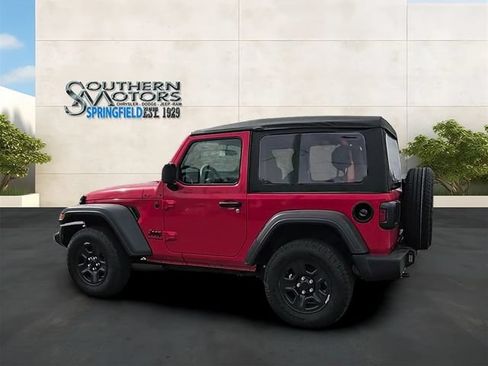 Used 2025 Jeep Wrangler Sport AWD/4WD image 26