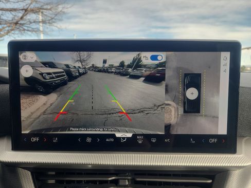 Certified 2025 Ford Explorer ST-Line image 28