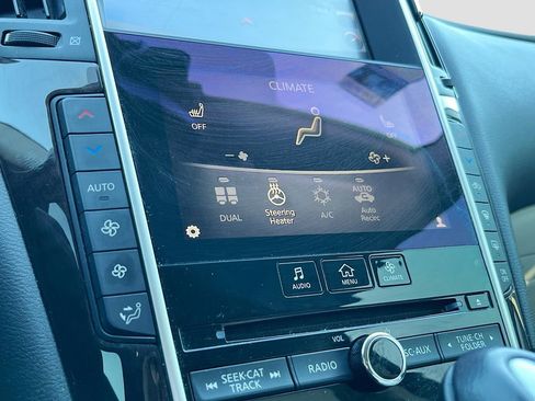 Used 2017 INFINITI Q50 Base image 16