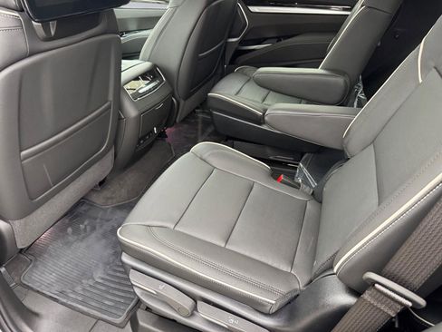 New 2026 Cadillac Escalade Luxury w/ Touring Package image 12