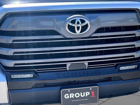 Used 2022 Toyota Tundra Limited w/ Power Package AWD/4WD image 29